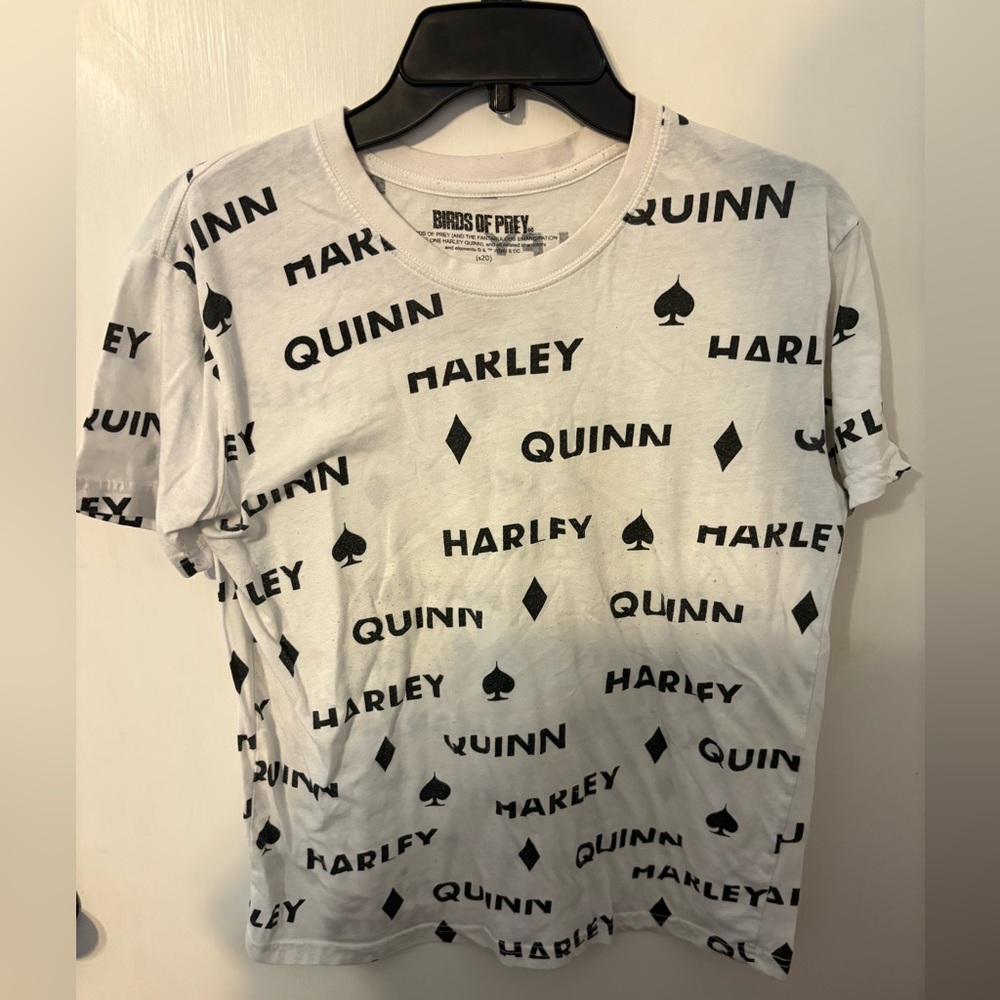 DC Comics White and Black Harley Quinn Tee